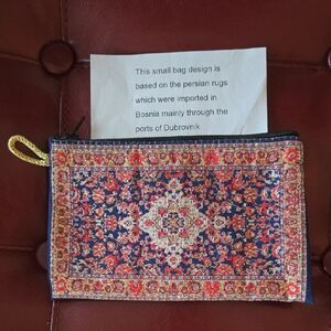 Floral Persian Rug Pattern Zip Pouch - Navy & Red